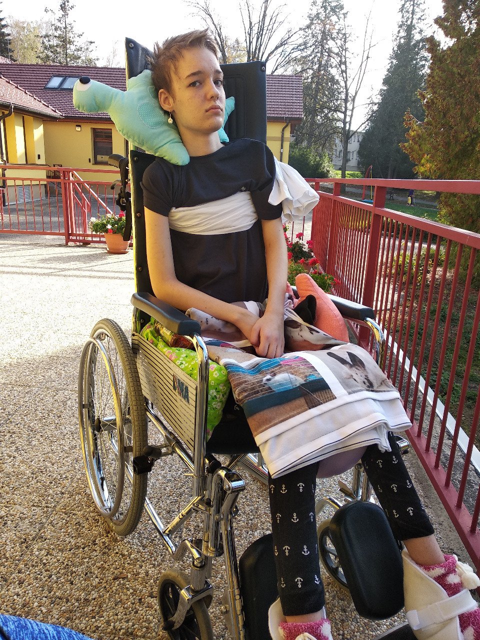 Monika měla dva nádory na mozku. Po operaci skončila upoutaná na invalidní vozík.