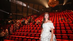 Monika Sommerová se kvůli těhoteství rozloučila s rolí Christine ve Fantomovi Opery.