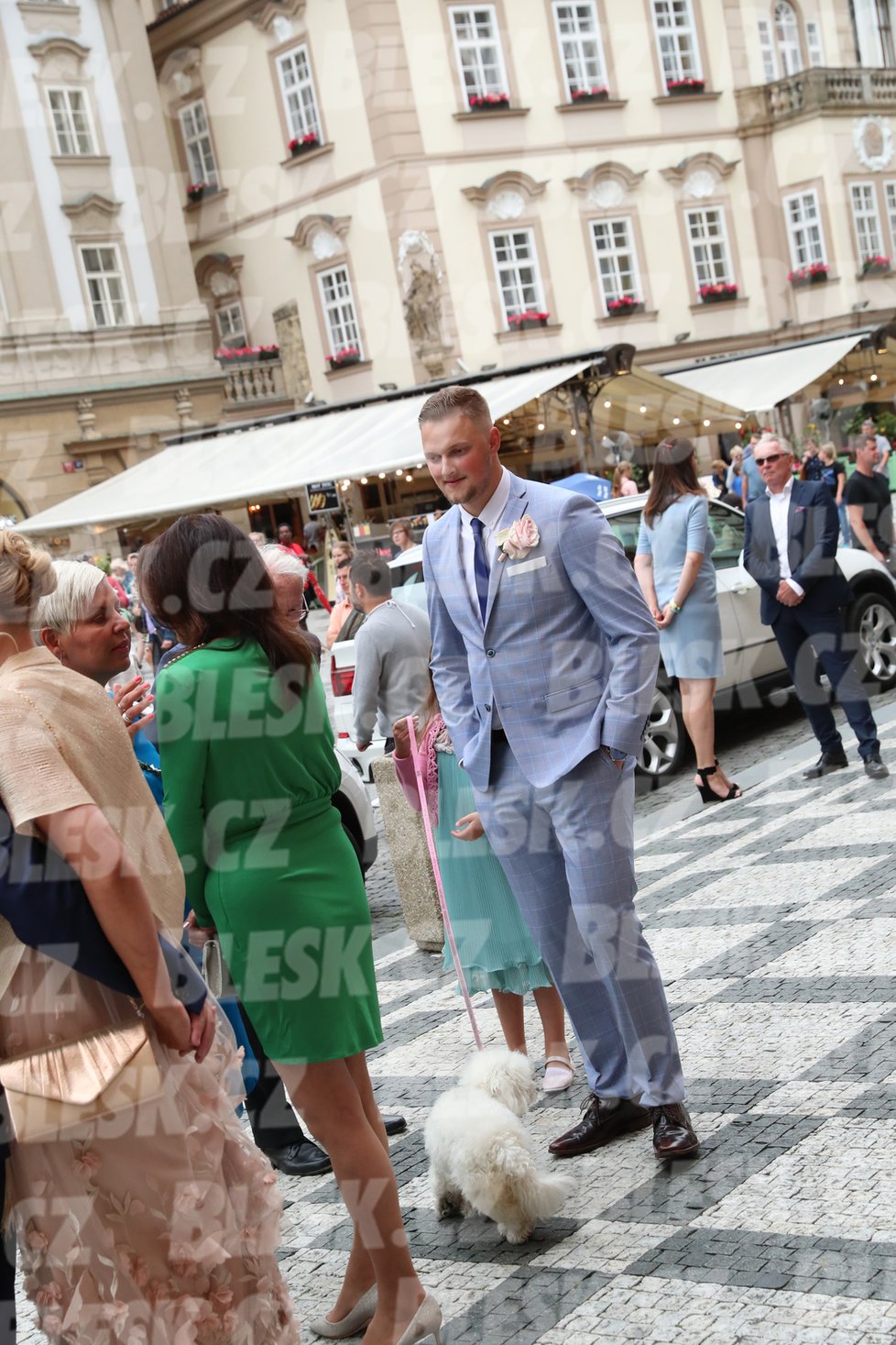 Mezi svatebčany chyběly Moničiny dcery Ornella a Charlotte.