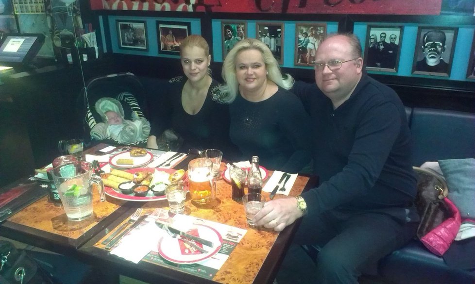 Monika Štiková s rodinou