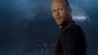 MEG: Monstrum z hlubin – Jason Statham vaří žraločí guláš s příchutí dynamitu