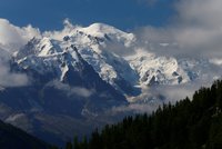 Mont Blanc se během čtyř let „scvrknul“ o metr. Experti prozradili, co za tím stojí