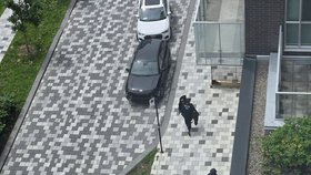 Útočník v Montrealu zastřelil policistu a civilistu. Sám je údajně mezi mrtvými.
