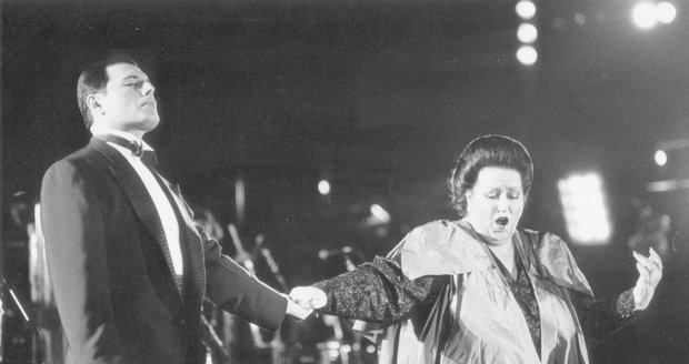 Montserrat Caballé nazpívala slavný duet s Freddiem Mercurym Barcelona.