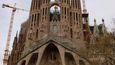 Monumentální La Sagrada Familia je jednou z nejpozoruhodnějších staveb na světě.