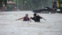Monzunové deště, které už deset dní sužují Filipíny, dnes zasáhly hlavní město Manilu