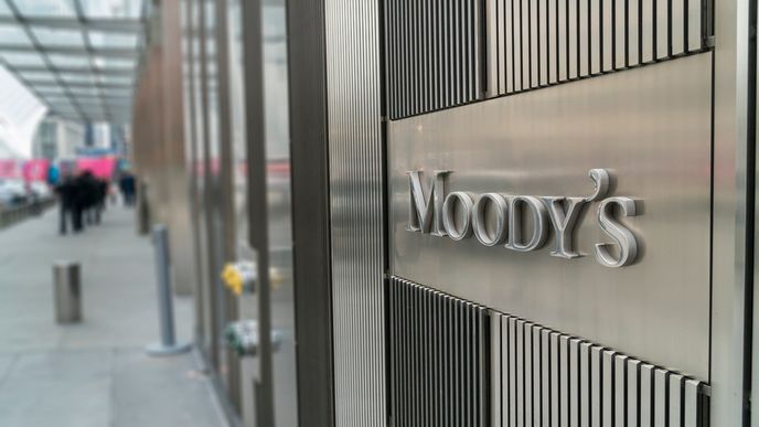 Agentura Moody’s uvádí, že schválený daňový balíček je z hlediska kreditu ČR negativní.