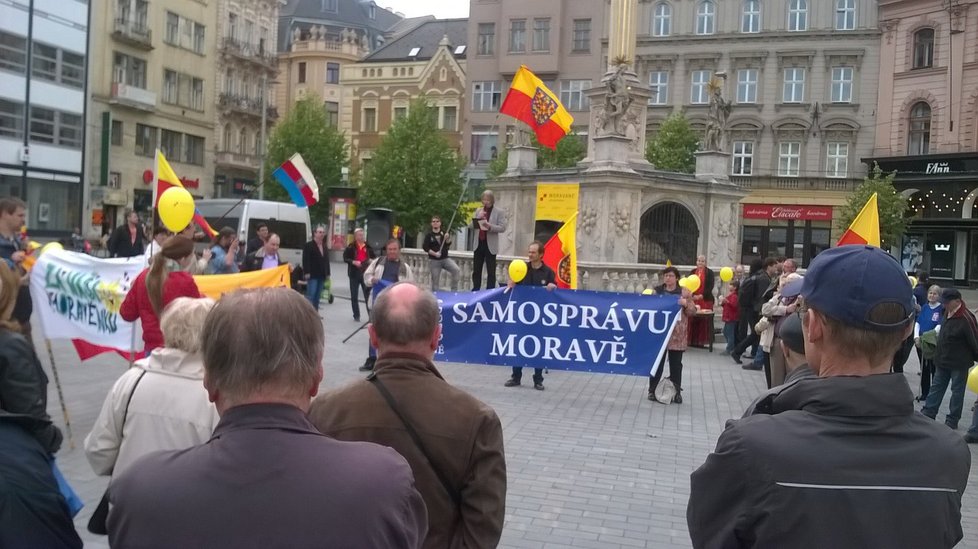 Na Moravě lidé protestovali proti názvu Czechia.