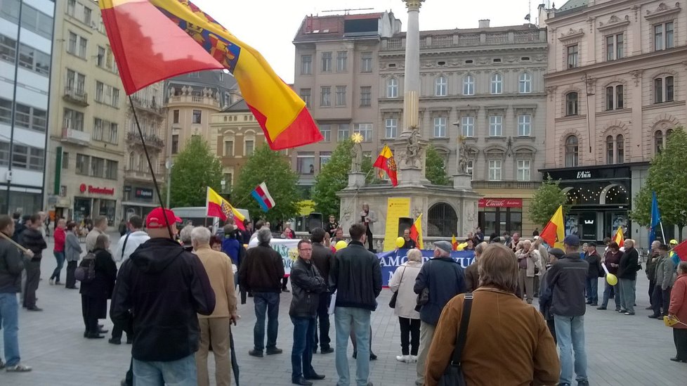 Na Moravě lidé protestovali proti názvu Czechia.