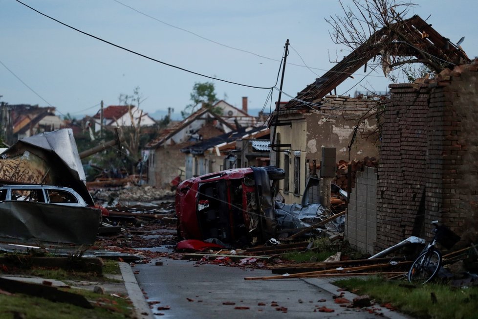 Moravská Nová Ves den po ničivém tornádu (25. 6. 2021)