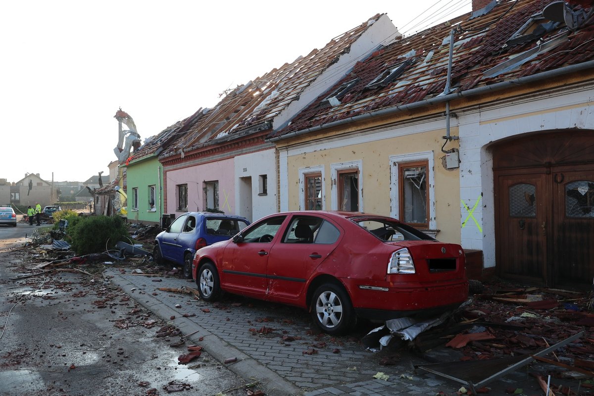 Zdevastovaná Moravská Nová Ves.