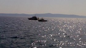 V těchto místech hledala chorvatská policie české potápěče 43 hodin