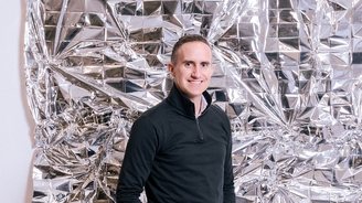 Lidé si špatně vykládají vlastní bydlení jako dobrou investici, varoval v Praze autor Psychologie peněz Lidé si špatně vykládají vlastní bydlení jako dobrou investici, varoval v Praze autor Psychologie peněz