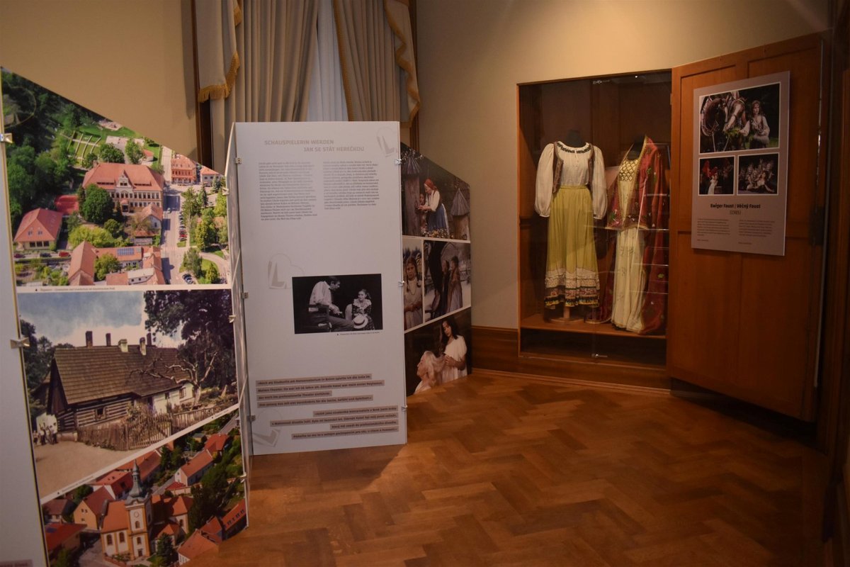 Výstava na Moritzburgu se týká i Libuše Šafránkové