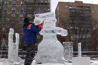 V Moskvě se soutěží o nejhezčí ledovou sochu