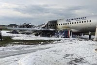 Dohra ohnivého pekla v Moskvě s 41 mrtvými: Aeroflot ruší lety suchojů