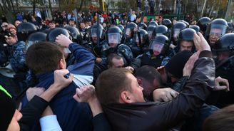 Vražda mladého Rusa vyvolala v Moskvě nepokoje: Rozzuřený dav napadl přistěhovalce
