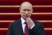 První den Putina v prezidentském křesle: Vydal 13 dekretů