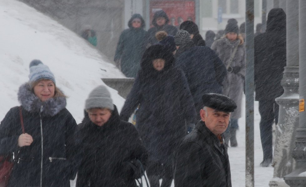 Sněhem zapadalo i ruské hlavní město Moskva