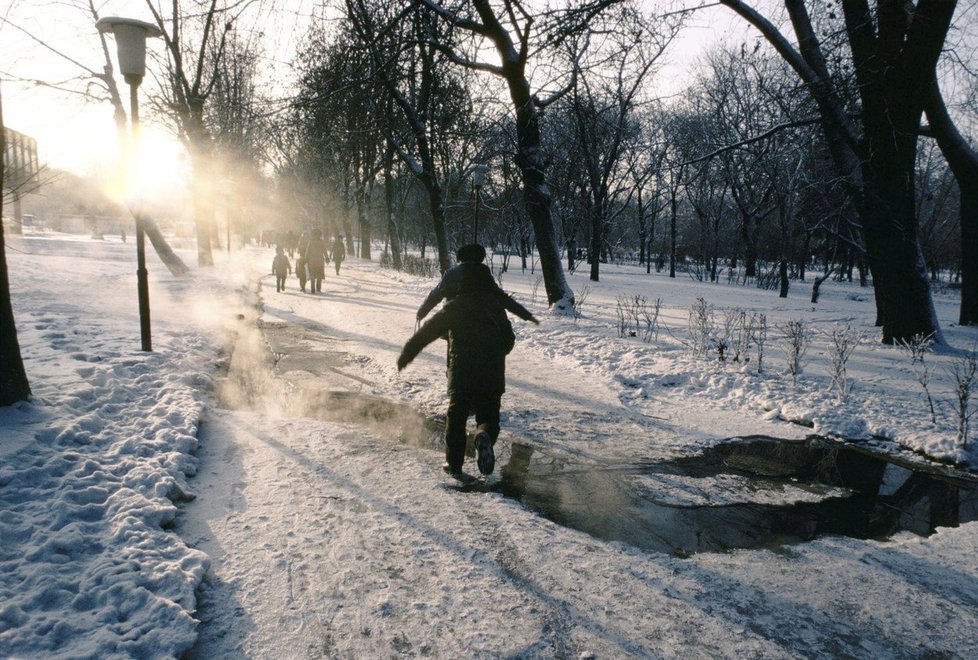 Ruská metropole se od rána topí ve sněhu, podle meteorologů dnes Moskvu ochromila největší kalamita za posledních 70 let. (ilustrační foto)