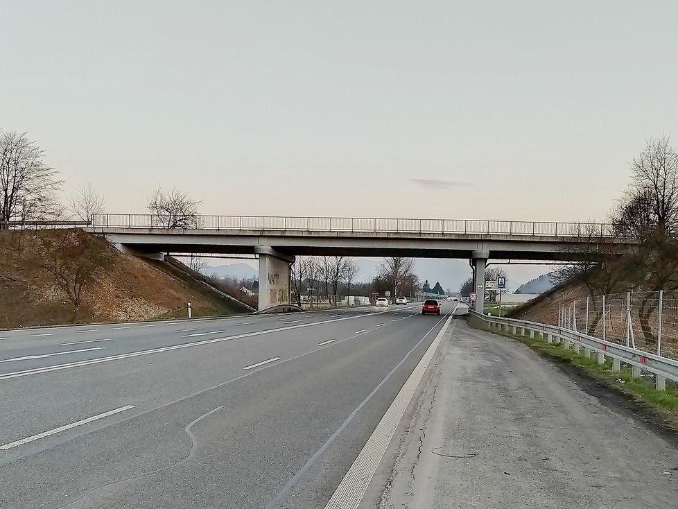 V Bašce začíná oprava mostu. Je to hlavní tah z Ostravy do Frýdlantu nad Ostravicí, kde denně projede až 20 tisíc aut.