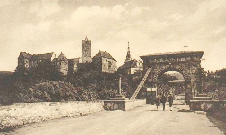 Dobová fotografie řetězového mostu císaře Ferdinanda v Lokti.