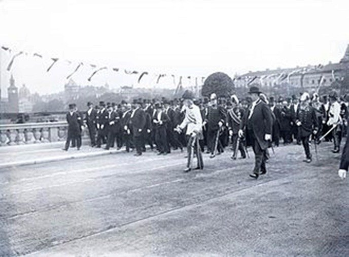 Slavnostní otevření nového mostu císařem Františkem Josefem I. dne 14. června 1901.