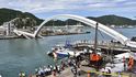 Pád mostu na Tchaj-wanu