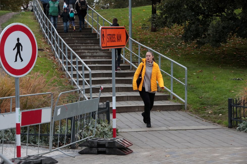 K mostu na Vltavské chybí drtivá většina projektové dokumentace.