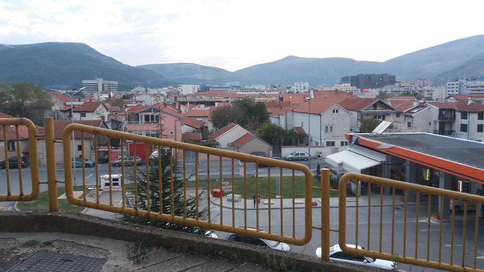 Výhled na severní část města. Jeho historické centrum se nachází o kus dále na jihu. Výhled na severní část města. Jeho historické centrum se nachází o kus dále na jihu.