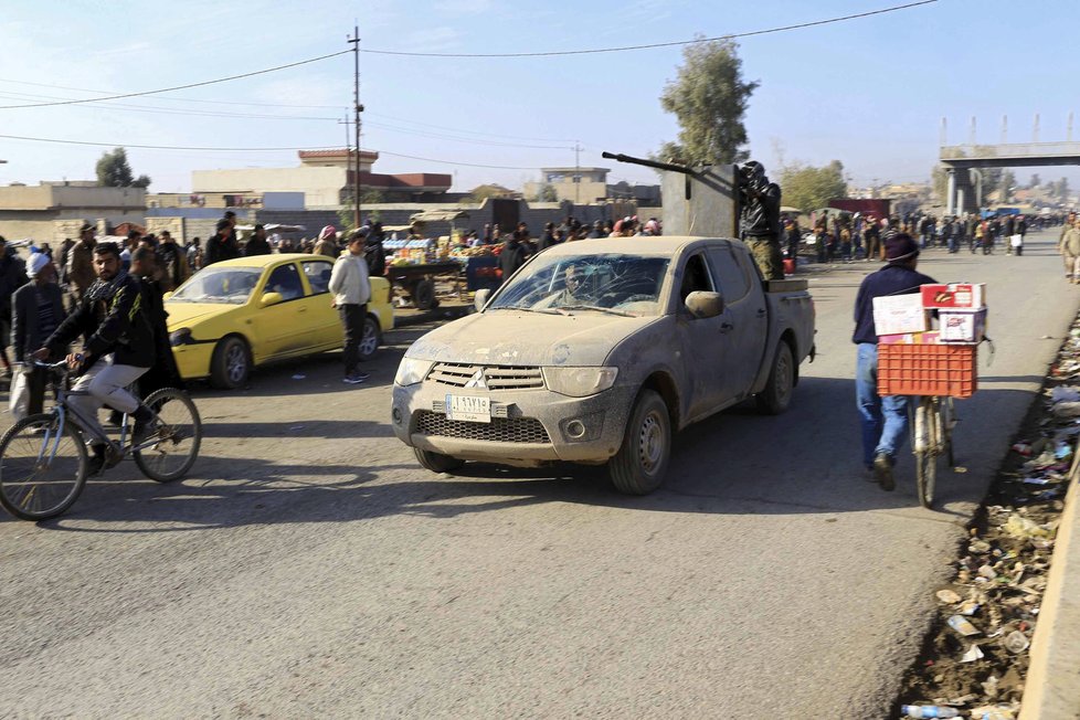 Při rozdělování pomoci ve východním Mosulu vypukl chaos (ilustrační foto)