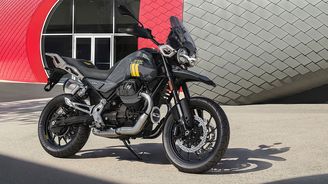 Moto Guzzi V85 Strada 105 Anniversary Moto Guzzi V85 Strada 105 Anniversary