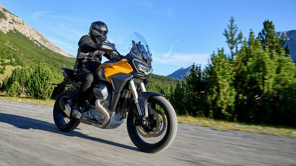 Mototest Moto Guzzi Stelvio: Pohodlný a stylový dobrodruh