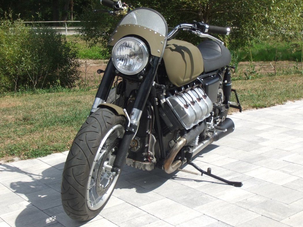 Moto Guzzi Tatra V8