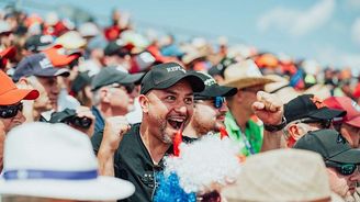 Tři dny plné adrenalinu! MotoGP ovládne Masarykův okruh a vy můžete být u toho! Tři dny plné adrenalinu! MotoGP ovládne Masarykův okruh a vy můžete být u toho!