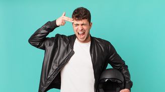 Co se děje v hlavě jezdce při 360 km/h? Odpověď vás překvapí Co se děje v hlavě jezdce při 360 km/h? Odpověď vás překvapí