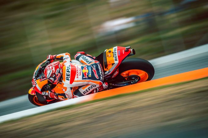 MotoGP v Brně už v červnu! Za kolik teď koupíte vstupenky na 3 dny? MotoGP v Brně už v červnu! Za kolik teď koupíte vstupenky na 3 dny?