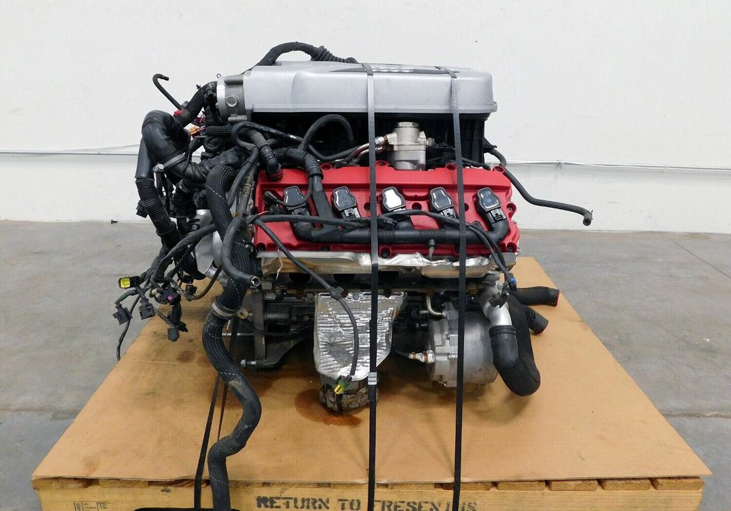 Motor Audi 5.2 V10