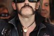 Zpěvák skupiny Motörhead Lemmy Kilmister zemřel na rakovinu.