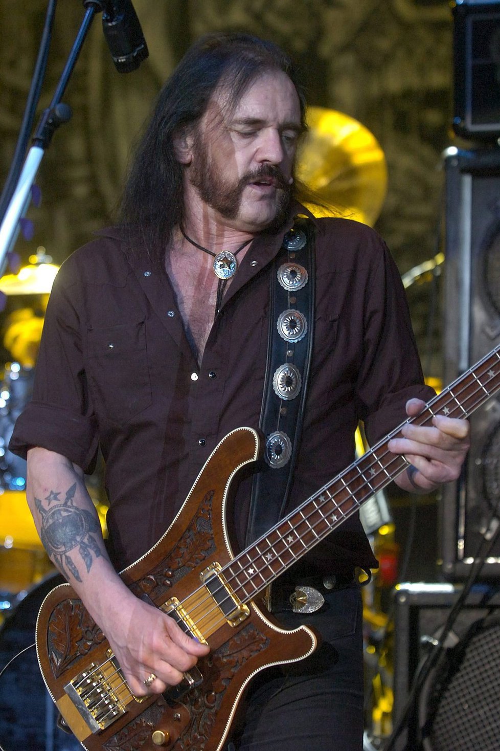 Zpěvák skupiny Motörhead Lemmy Kilmister zemřel na rakovinu.