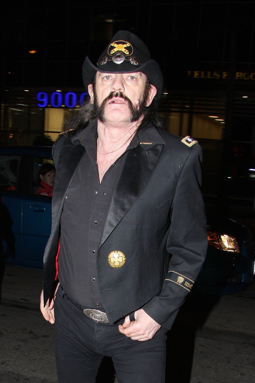 Lemmy Kilmister zemřel na agresivní formu rakoviny.