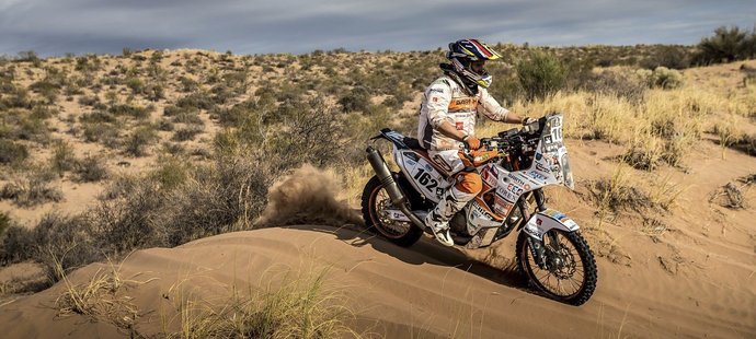 Na Rallye Dakar 2018 bude mít závodní tým BARTH Racing nejpočetnější výpravu v dosavadní historii. Vůbec poprvé se navíc představí v kategorii osobních automobilů.