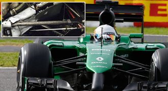 Urvané zavěšení... S tímhle mám jet? zlobil se pilot F1, pak odstoupil