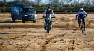 Podmol má nové auto na Dakar od bikerové legendy