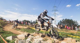 Motorkářská akce ROCK'N'RIDE láká na triky Podmolů a endurové hvězdy