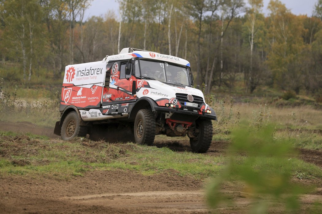 Aleš Loprais se chystá na další ročník Rallye Dakar v prostorách bývalého tankodromu v Pánově u Hodonína