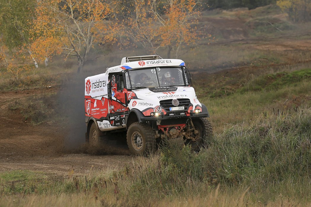 Aleš Loprais se chystá na další ročník Rallye Dakar v prostorách bývalého tankodromu v Pánově u Hodonína