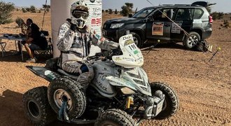 Tůma se předvedl! V nejtěžší etapě na Africa Eco Race dojel třináctý