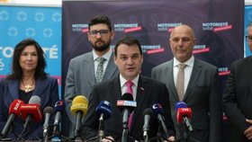 Zahájení kampaně Motoristů do komunálních voleb: Předseda Petr Macinka (25.8.2026)