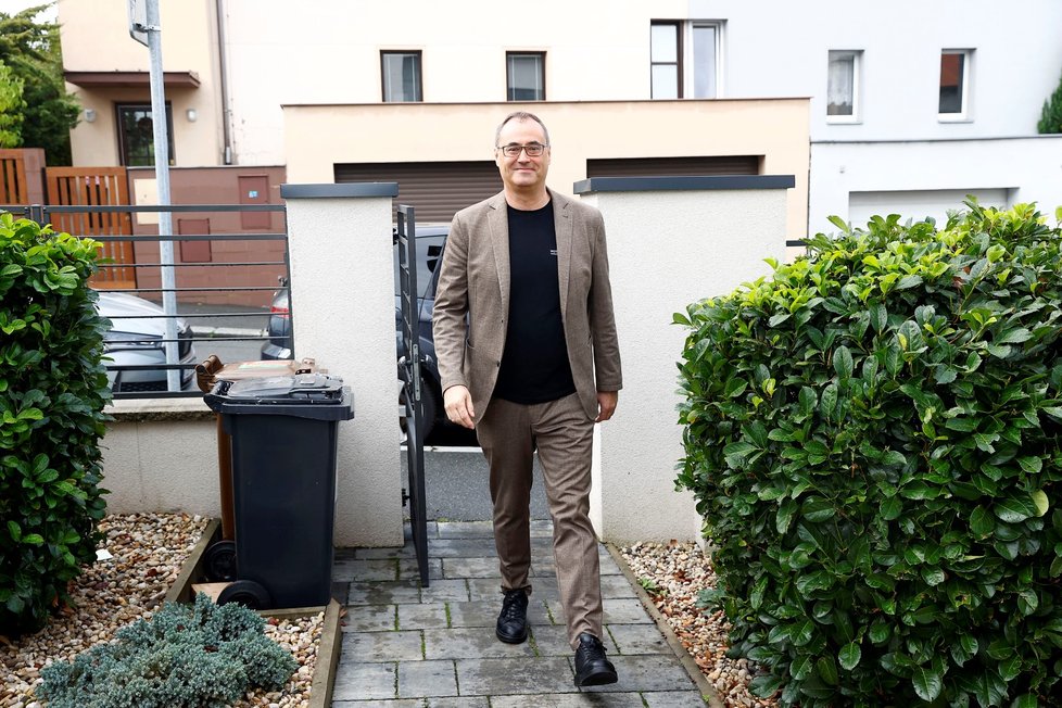 Motoristé na prvním jednání poslaneckého klubu v Praze-Hostivaři: Boris Šťastný (7.10.2025) Motoristé na prvním jednání poslaneckého klubu v Praze-Hostivaři: Boris Šťastný (7.10.2025)